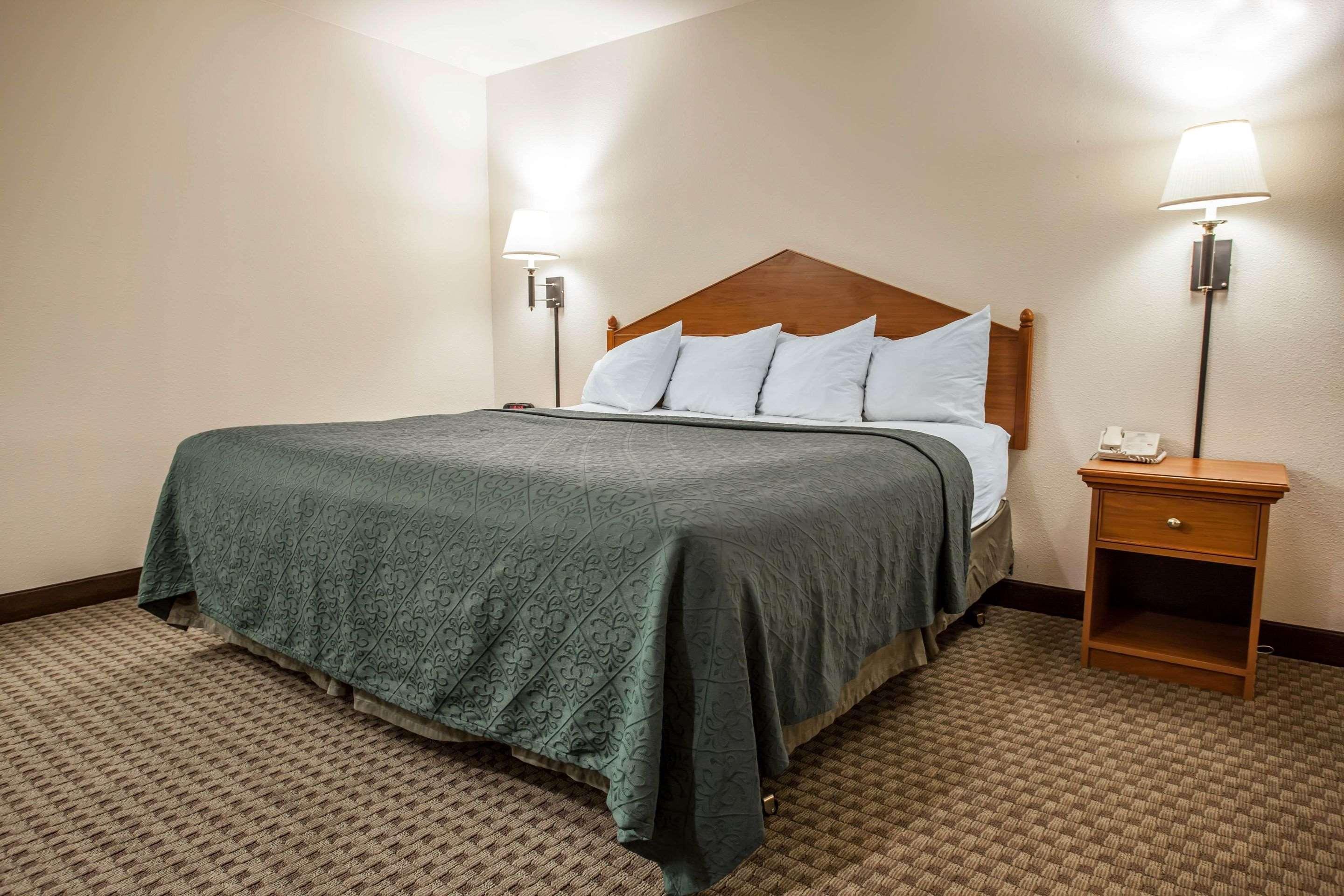 Quality Inn & Suites Federal Way - Seattle Экстерьер фото